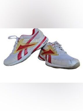 Reebok Easytone White Athletic Sneakers Red and Yellow Accents Size 8.5 women's